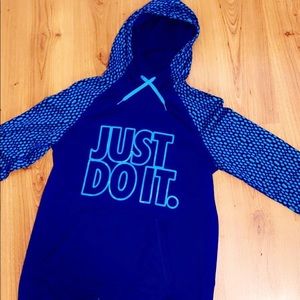 Nike women sweatshirt